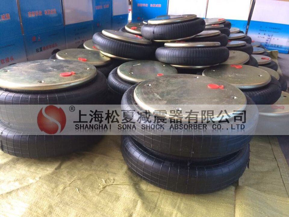 CFM小黄鸭下载的垂向位移和载荷呈现正相关
